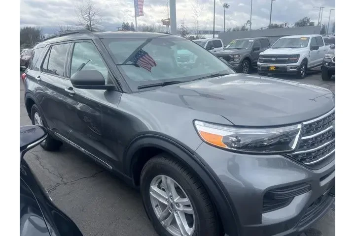 $31988 : Ford Explorer 2024 XLT 4dr S image 3