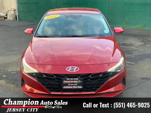 Used 2021 Elantra SEL IVT for image 4