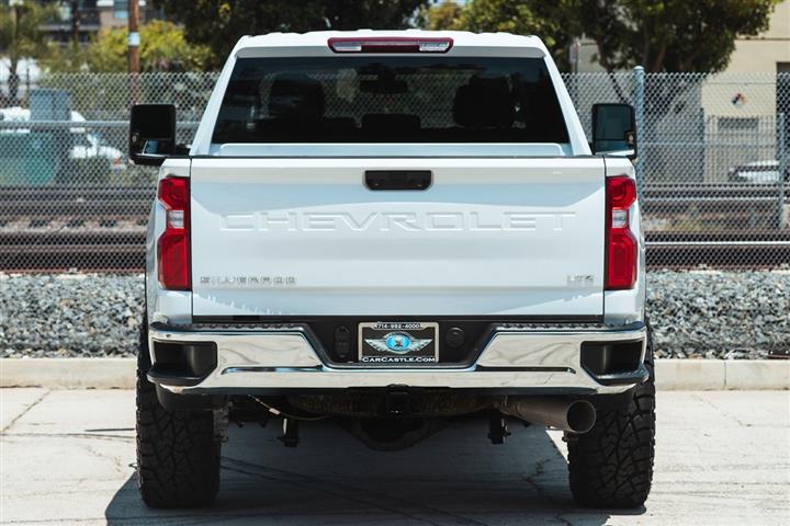 $62999 : 2023 Silverado 2500HD LTZ image 9