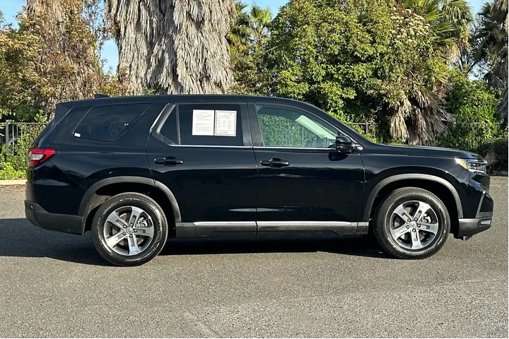 $36998 : Honda Pilot 2025 EX-L 4dr SU image 2