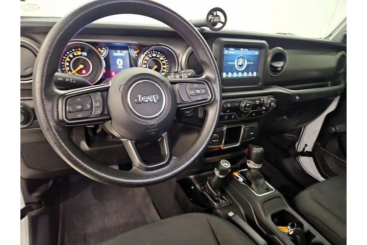 $32998 : Jeep Wrangler Unlimited 2022 image 9