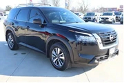 $26990 : Nissan Pathfinder 2022 AWD S thumbnail
