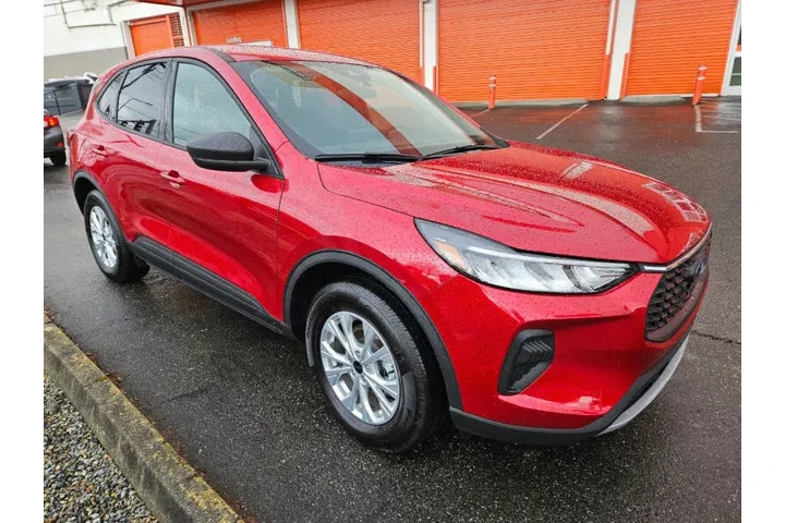 $20499 : 2025 Escape Active image 7
