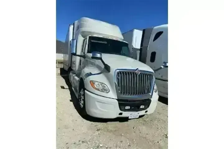 BUSCO CHOFER CLASE: A image 1