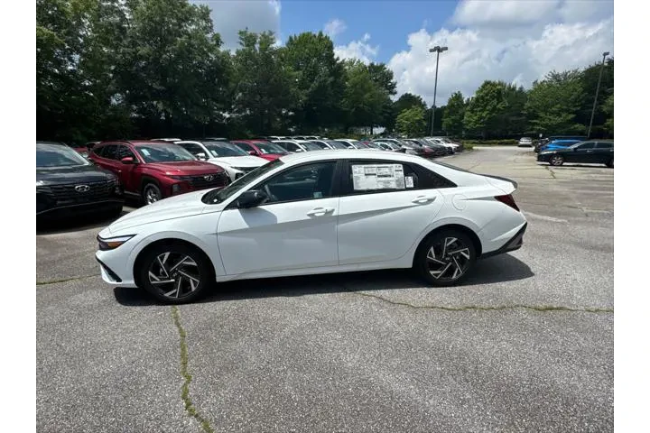 $20420 : Hyundai ELANTRA 2025 SEL Spo image 8