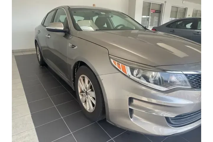 $10882 : Kia Optima 2018 LX 4dr Sedan image 5