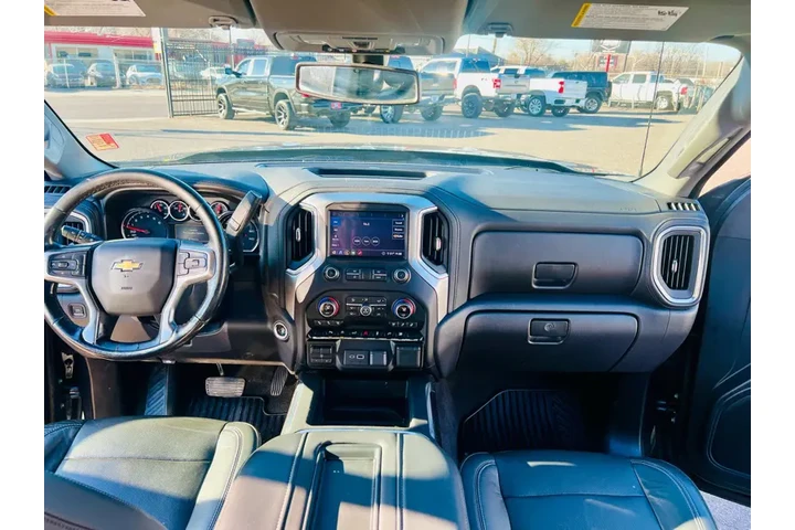 $34995 : 2020 Silverado 1500 LTZ Crew image 10