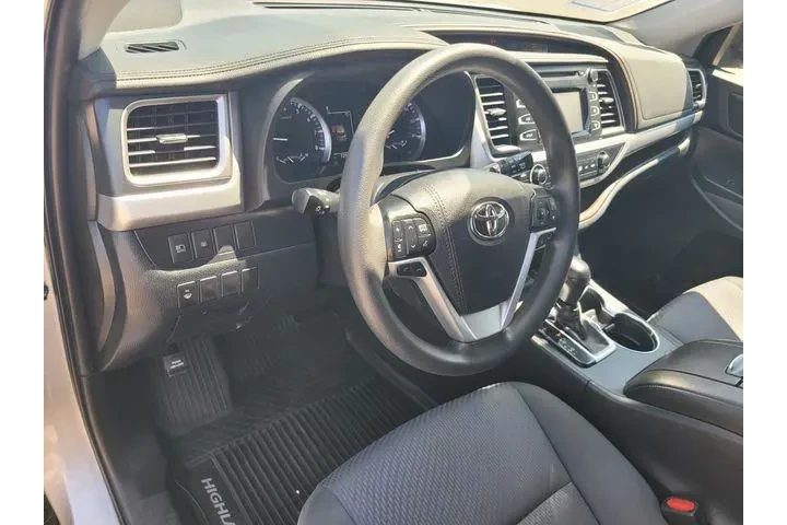 $24655 : Toyota Highlander 2019 AWD L image 9