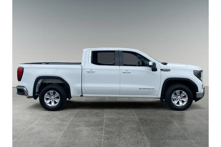 $39521 : GMC Sierra 1500 2023 4x4 SLE image 6