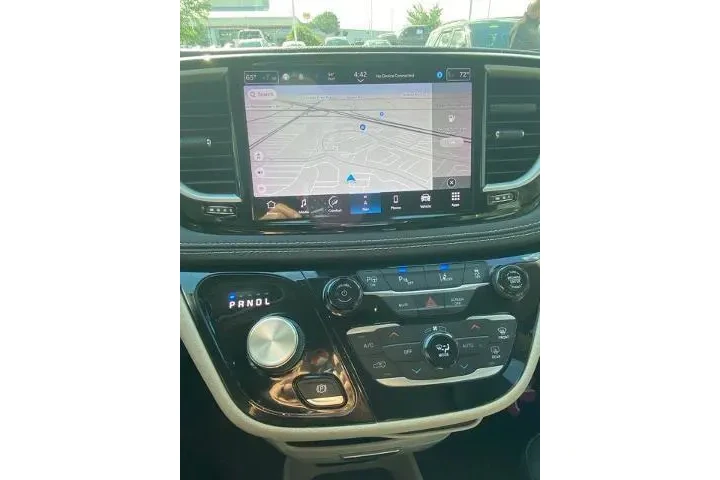 $21247 : Chrysler Pacifica Hybrid 202 image 7