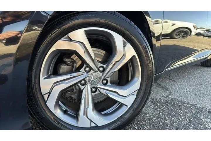 $15888 : Honda Accord 2018 EX 4dr Sed image 9