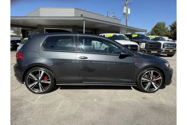 $11900 : 2015 Golf GTI SE image 8