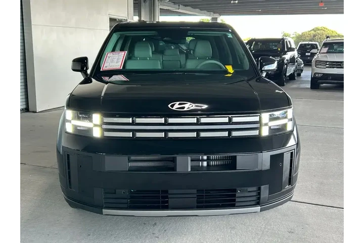 $27849 : Hyundai SANTA FE 2025 SE 4dr image 2