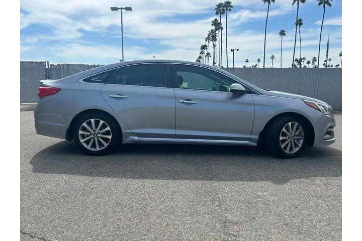 $12995 : Hyundai SONATA 2017 image 4