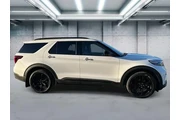 $39555 : Ford Explorer 2023 AWD ST 4d thumbnail