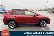 $16997 : PRE-OWNED 2017 SUBARU CROSSTR thumbnail