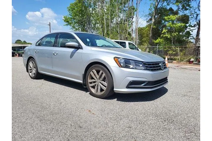 $14996 : Volkswagen Passat 2019 Wolfs image 1