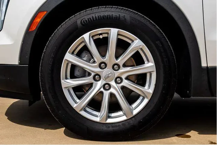 $23312 : Cadillac XT4 2021 Luxury 4dr image 6