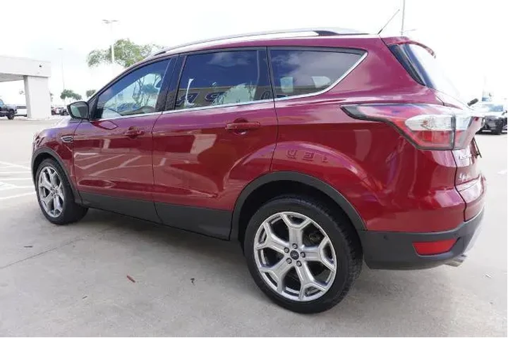 $13688 : Ford Escape 2017 Titanium 4d image 4