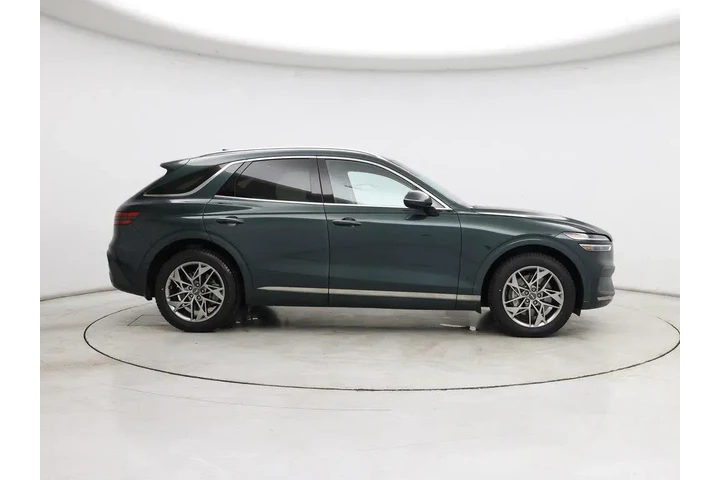 $37998 : Genesis GV70 2023 AWD 2.5T S image 7