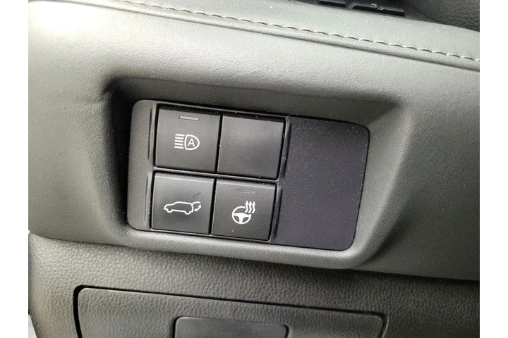 $29998 : Toyota Highlander 2021 AWD L image 5