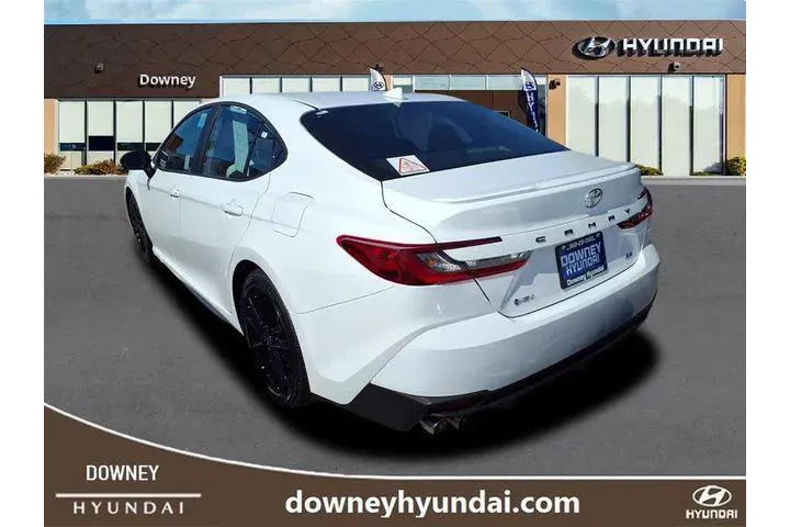 $29616 : Toyota Camry 2025 SE 4dr Sed image 5