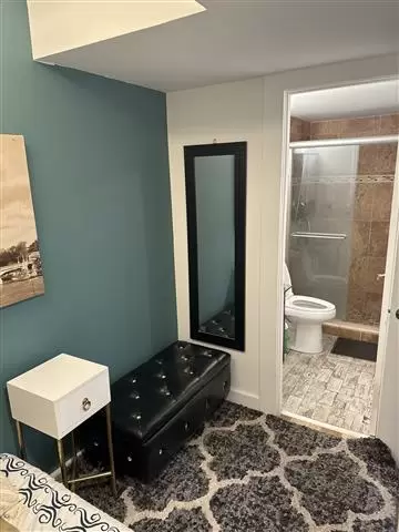 $750 : Cuarto con baño privado image 4