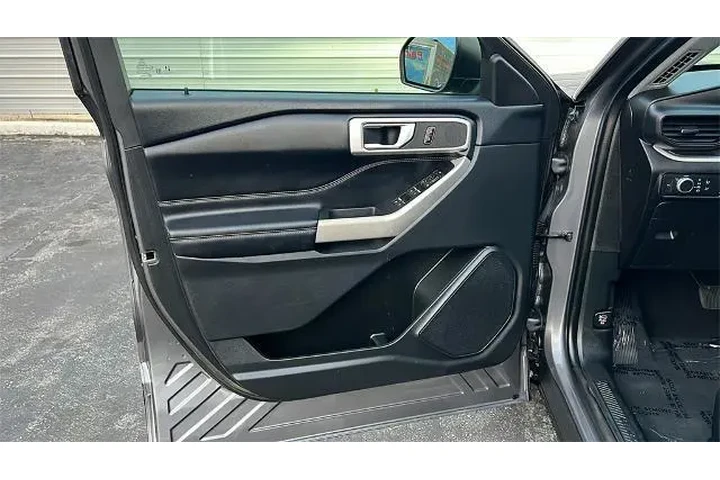 $25788 : Ford Explorer 2021 XLT 4dr S image 10