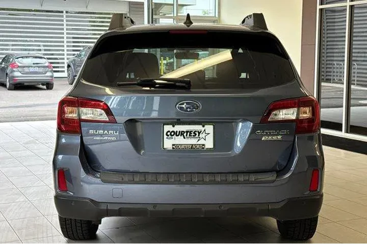 $21911 : Subaru Outback 2017 AWD 2.5i image 5