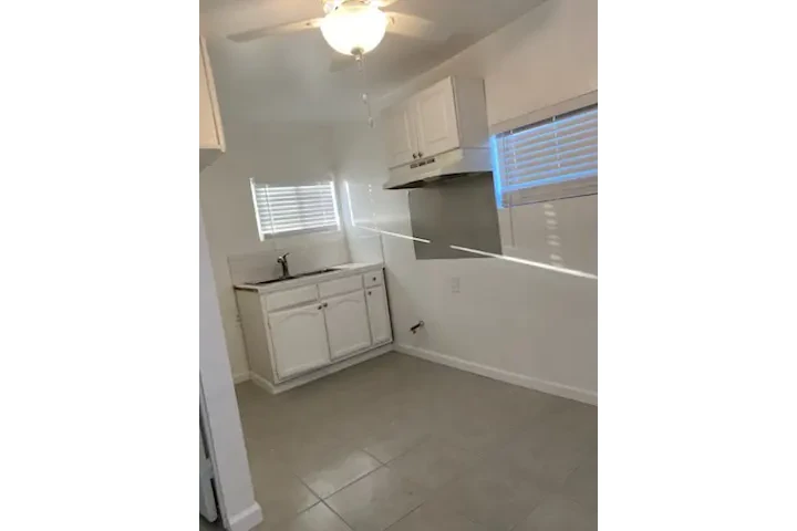$1500 : Beautiful Apartment for Rent image 1