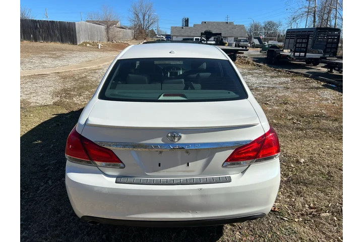 $9995 : 2011 Avalon image 7