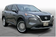 $18748 : Nissan Rogue 2021 AWD SV 4dr thumbnail