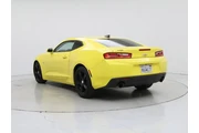 $18998 : Chevrolet Camaro 2017 LT 2dr thumbnail