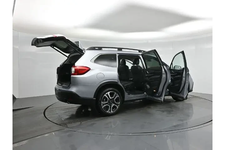 $32959 : Subaru Ascent 2023 AWD Limit image 5