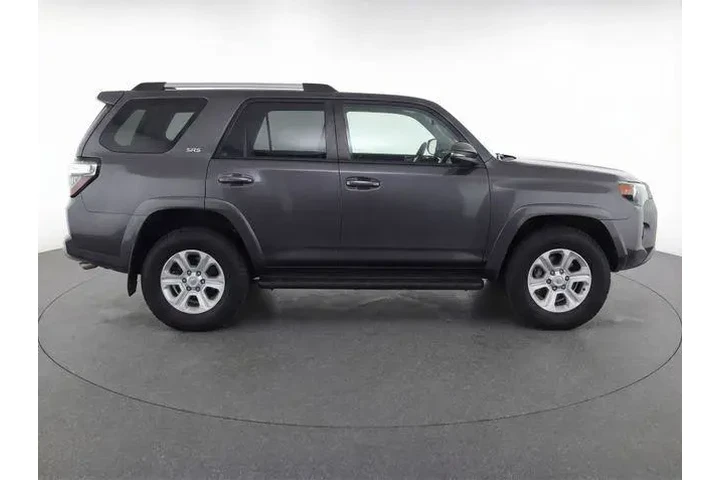 $35313 : Toyota 4Runner 2020 4x4 SR5 image 8