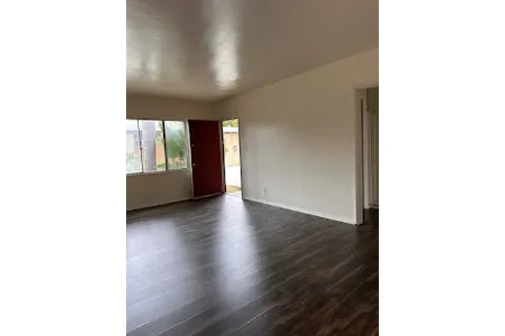 $1,950/MES LOS ANGELES image 4