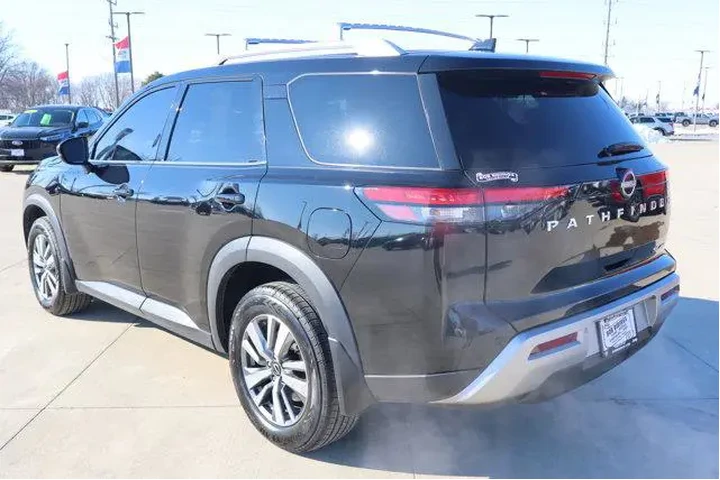 $26990 : Nissan Pathfinder 2022 AWD S image 7