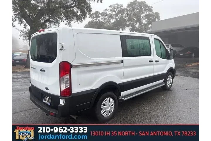$32874 : Ford Transit 2024 250 3dr SW image 6