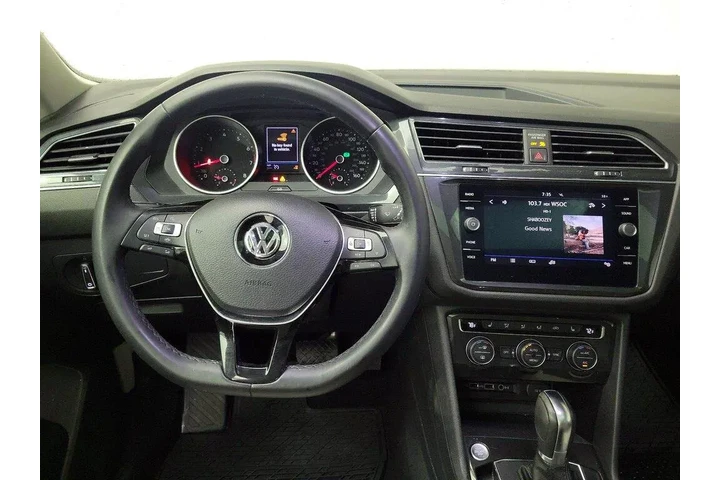 $17998 : Volkswagen Tiguan 2019 SE 4d image 10
