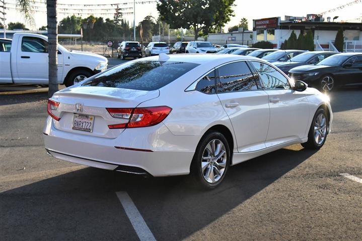 $25900 : Accord Sedan LX image 8