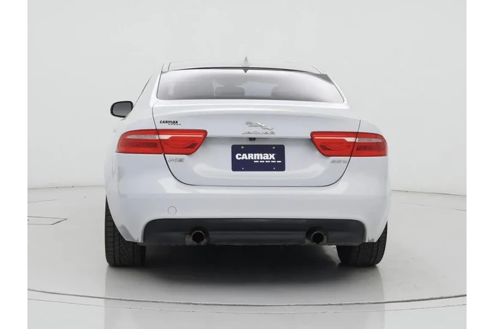 $16998 : Jaguar XE 2017 35t Prestige image 6