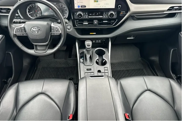 $35600 : Toyota Highlander 2023 AWD X image 6