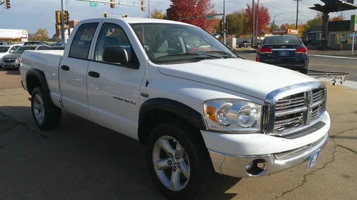 $4999 : 2007 Ram 1500 SLT image 5