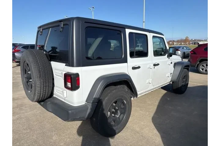 $19919 : Jeep Wrangler Unlimited 2020 image 10
