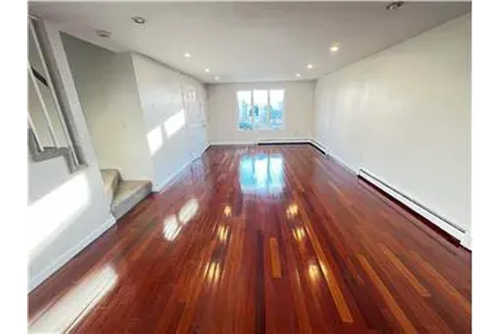 $3700 : Rental property with 3 bedro image 5