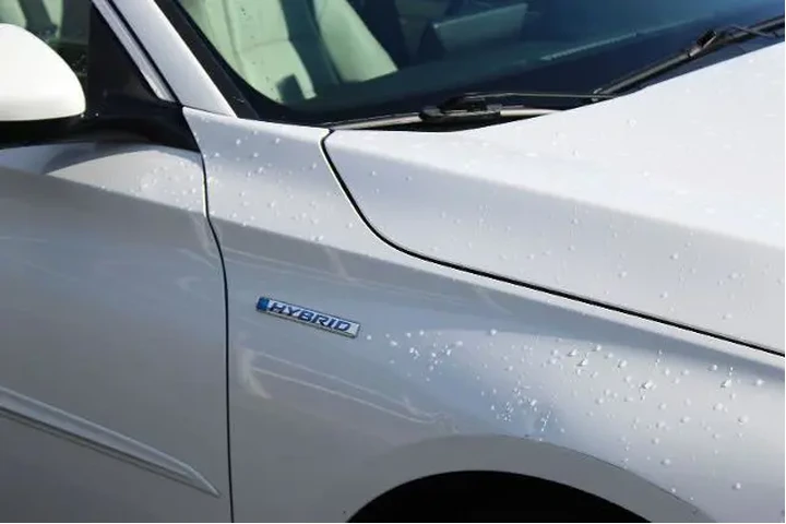 $22996 : Honda Accord Hybrid 2021 EX- image 6