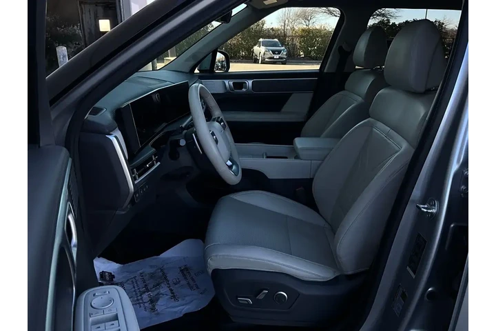 $30244 : Hyundai SANTA FE 2025 SEL 4d image 10