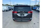 $9980 : 2019 Pacifica Touring L FWD thumbnail