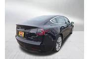 $16000 : Tesla Model 3 2019 AWD Long thumbnail