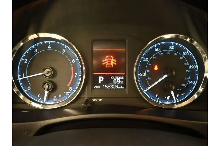 $12025 : Toyota Corolla 2017 L 4dr Se image 10